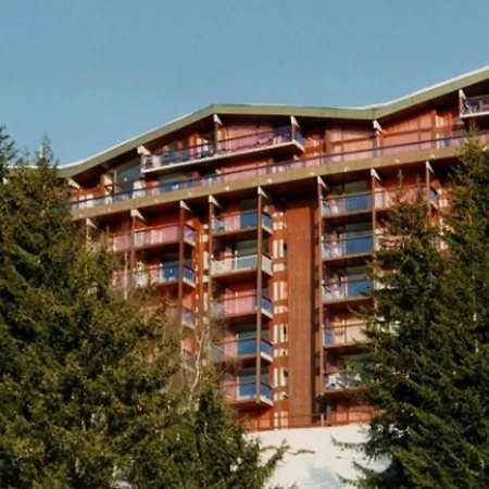 Lumineux 2 Pieces Pour 5 Personnes Avec Balcon, Centre Station, Parking A Proximite - Fr-1-346-484
